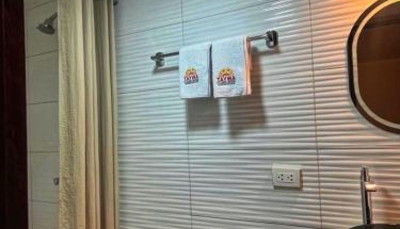 Dreibettzimmer - TAYWA HOTEL