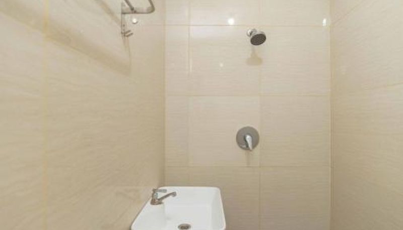Pokój - RedDoorz Plus near Eka Hospital BSD 5