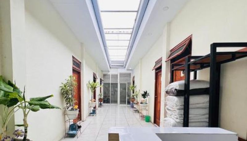 Room - RedDoorz near Alun Alun Sidoarjo