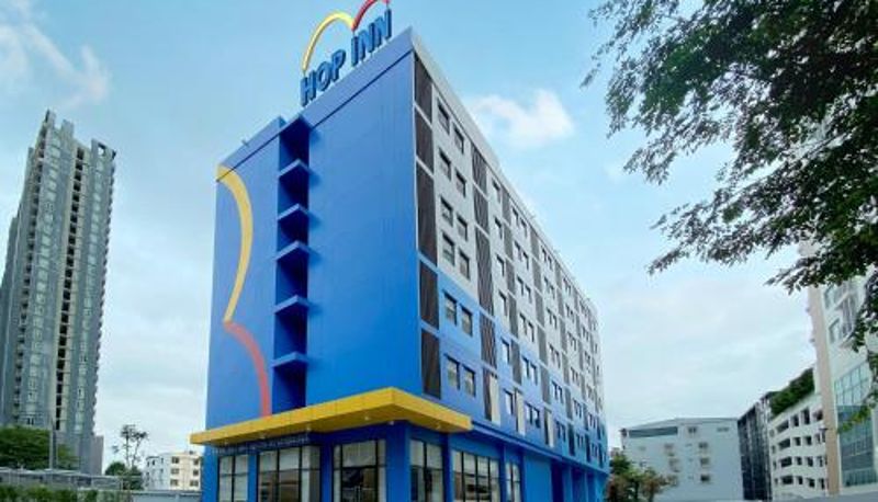 Zewnętrzna część hotelu - HOP INN Bangkok Krung Thonburi Station
