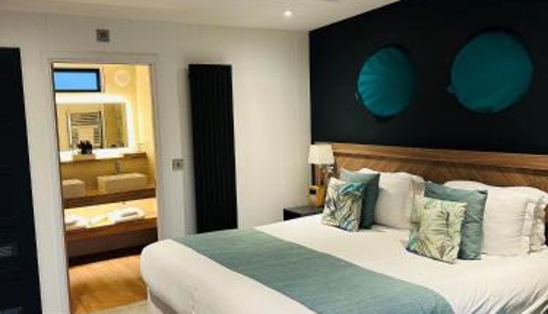 Info - Rooms at Penarth Marina