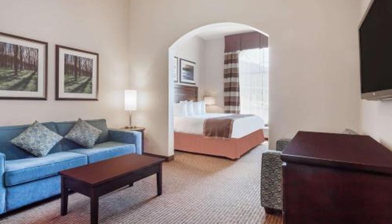 Camera - Ramada by Wyndham Creston