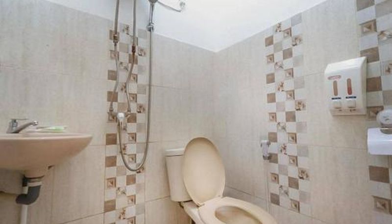 Apartment - RedDoorz near RS Mitra Keluarga Depok