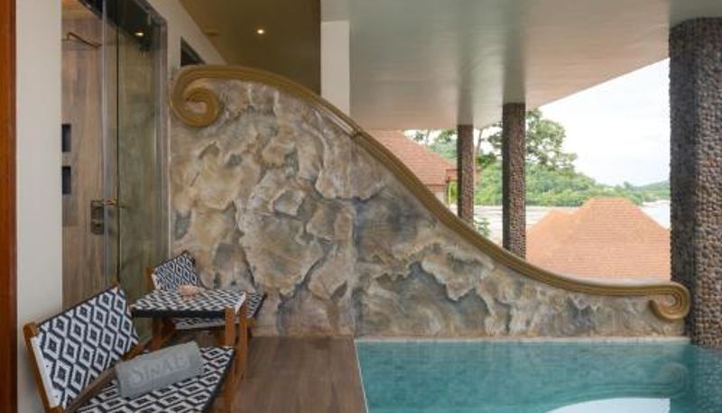 Teras - SINAE Phuket Luxury Hotel