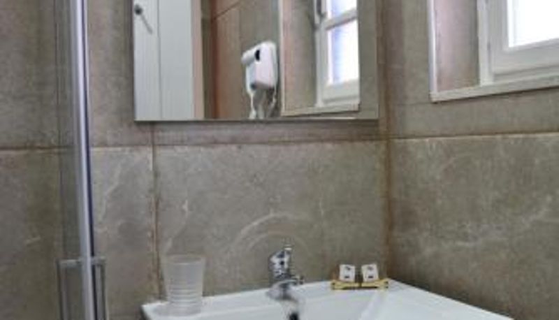 Üç kişilik oda - Boutique Hotel Tilos Mare