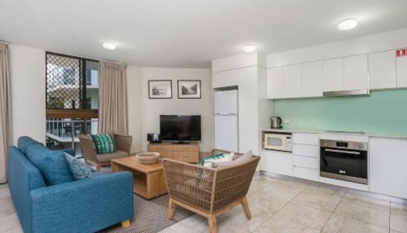 Apartment - in town right on the beach Bayview Beachfront Apartments