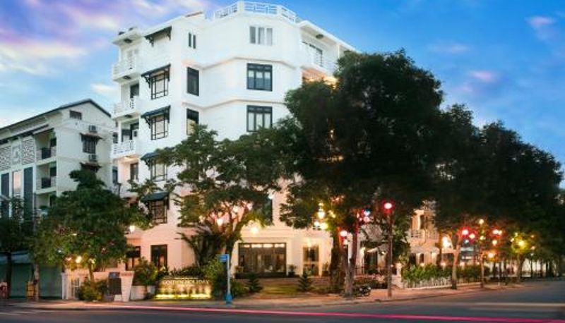 Zewnętrzna część hotelu - Hoi An Golden Holiday Elite