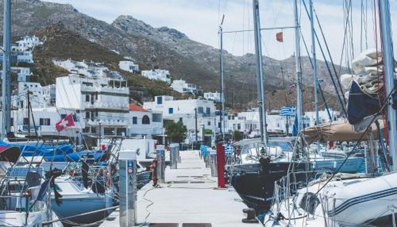 Suite - Chill & Co. Serifos