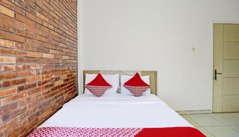 Camera - OYO Life 92030 Ef Palm Guest House Family