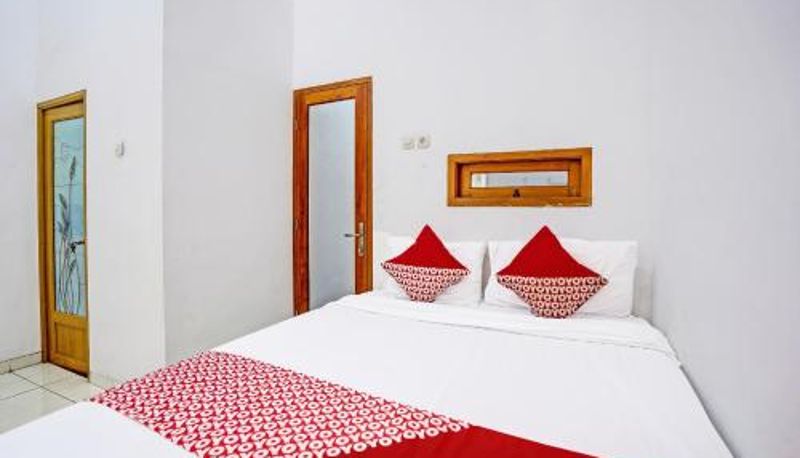 Camera - OYO Life 92030 Ef Palm Guest House Family