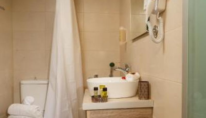 Banyo - Asterion Luxury Studios Airport