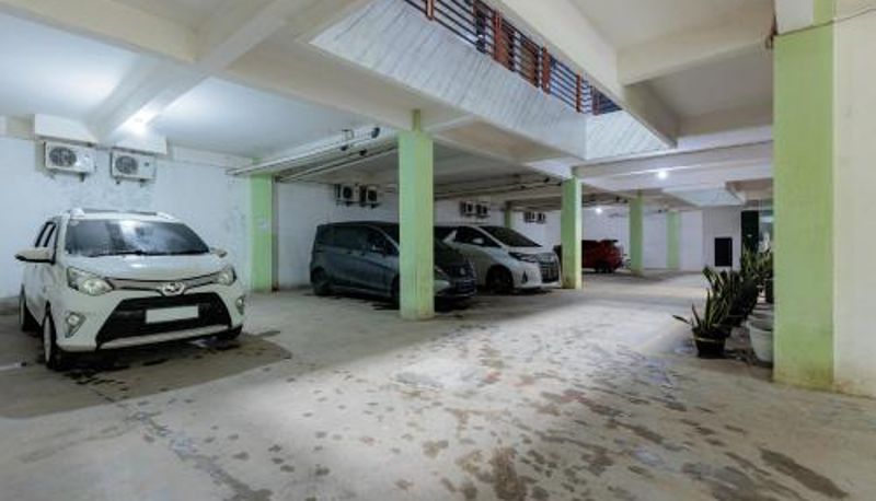 Informacje - Urbanview Syariah Hotel Tiga ER near Karawang Central Plaza