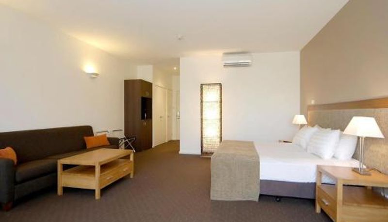 Suite - Mornington Hotel
