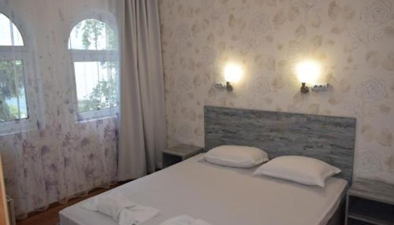 Bilgi - Ahilea Hotel - Free Pool Access