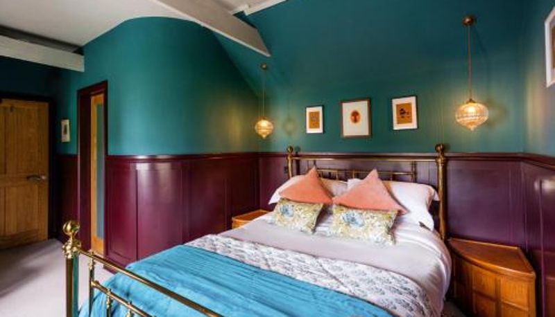 Room - The Queens Chew Magna
