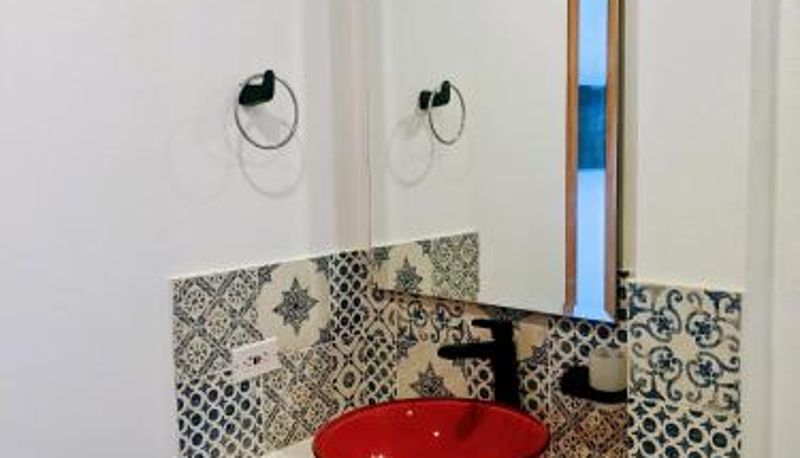 Suite - OFF HOSTEL