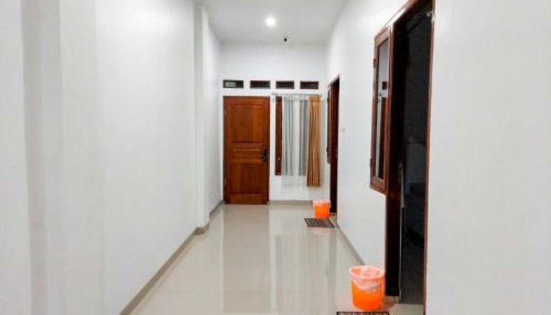 Zimmer - Benhill Syariah Residence 2 Mitra RedDoorz