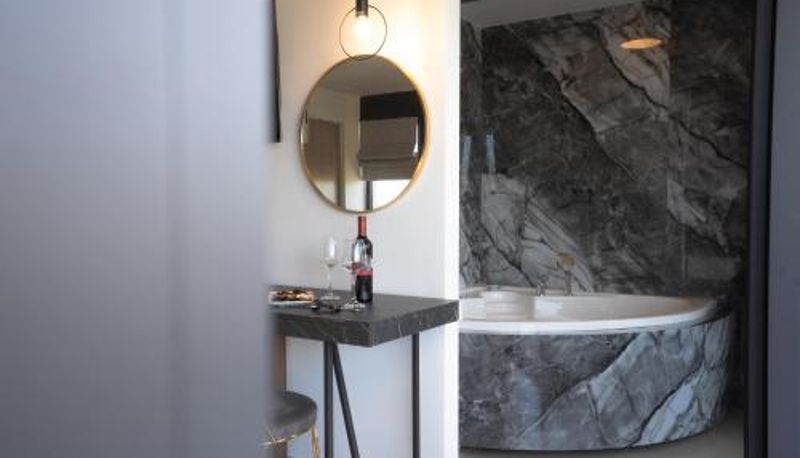 Info - Mirabilis Boutique Hotel