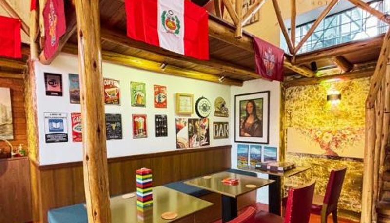 Üç kişilik oda - Sacasa Tourist Arequipa - La Casa de Theo