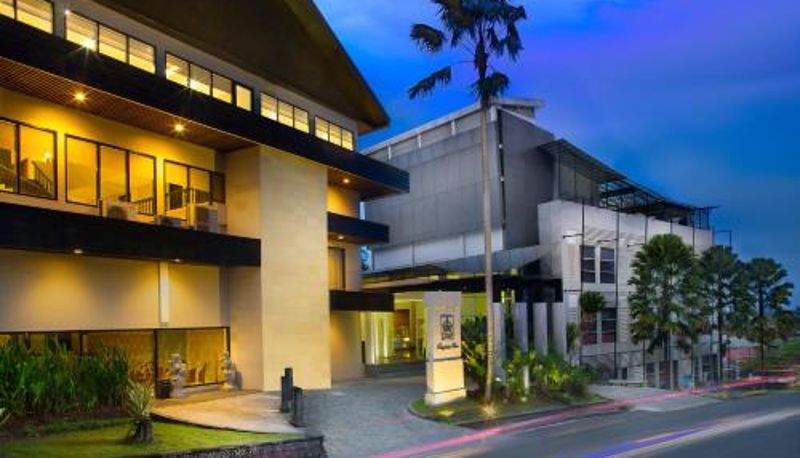 Info - Grand Kecubung Hotel