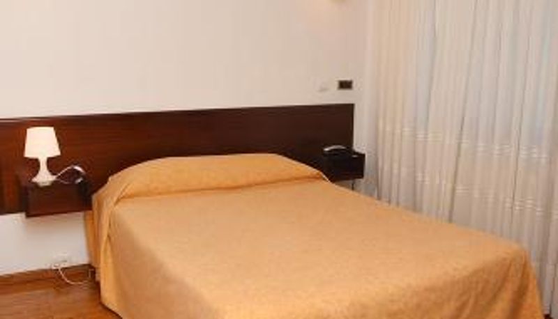 Habitación estándar - Hotel Val Flores