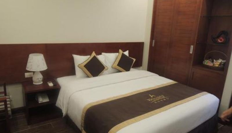 Info - Bounty Hotel