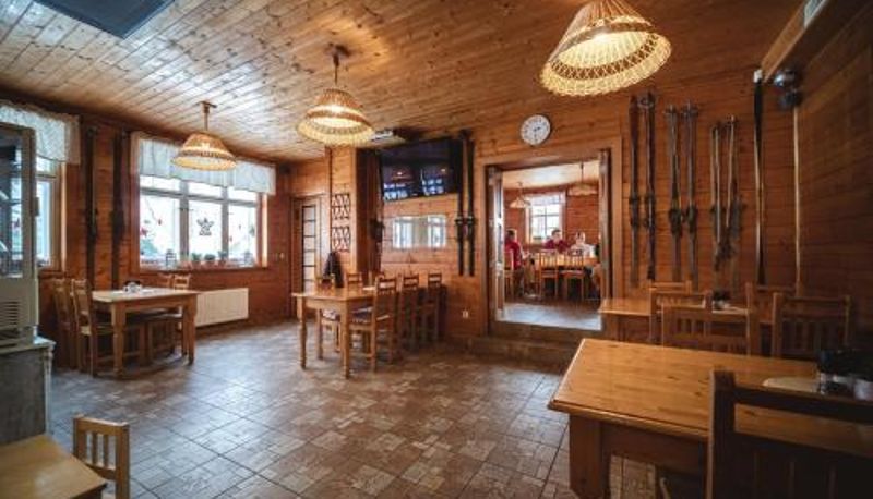 Ontbijtzaal in het restaurant - Hotel Večernice