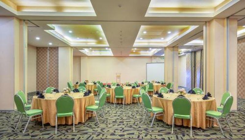 Vergaderzaal - 1O1 URBAN Jakarta Pemuda