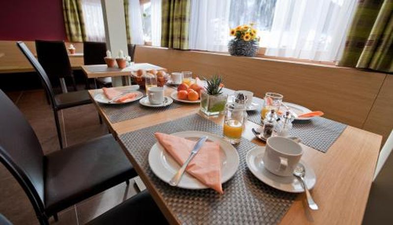 Info - Hotel Garni Bergsonne