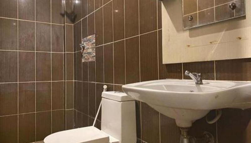 Badezimmer - Urbanview Hotel Sabang Land Syariah Jayapura