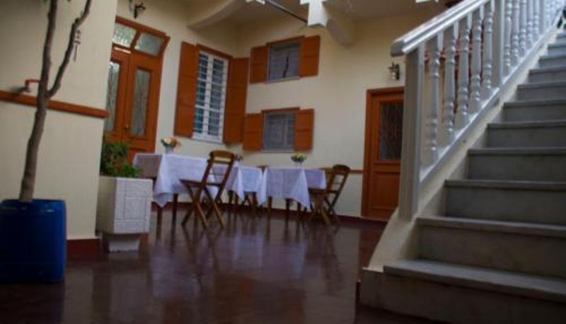 Terasse - Medieval Rose Guest House