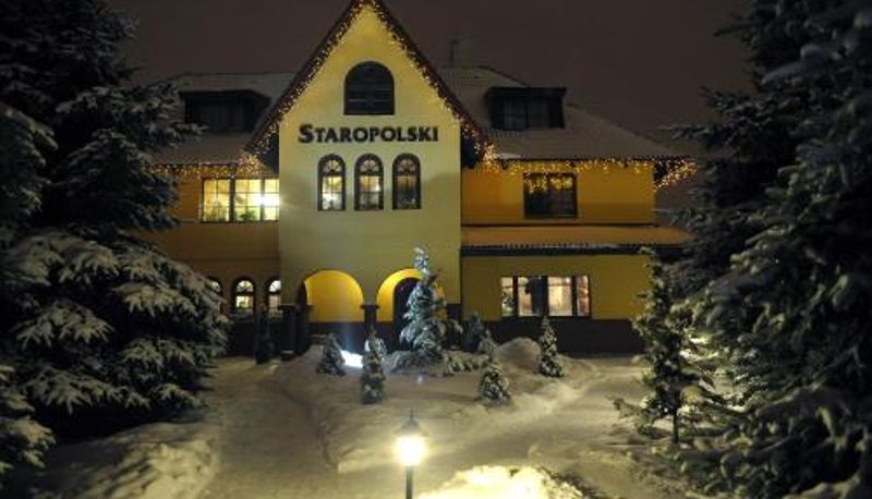 Zona exterior del hotel - Dworek staropolski