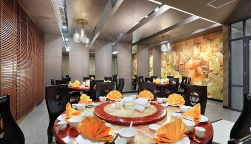 Sala prima colazione all'interno del ristorante - Harper Palembang by ASTON
