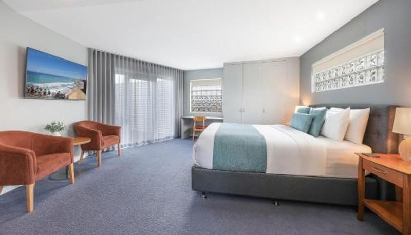 Badezimmer - Waves Luxury Suites & Port Central Apartments