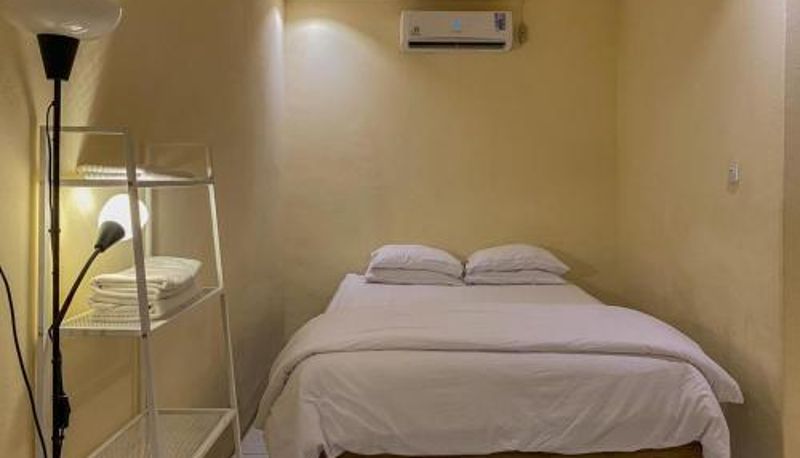 Zimmer - Urbanview Hotel ME Jayapura