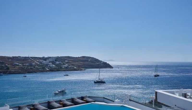 Bilgi - Pietra e Mare - Mykonos Moments by Mr and Mrs White