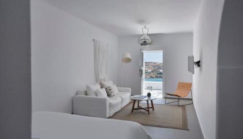 Oda - Pietra e Mare - Mykonos Moments by Mr and Mrs White