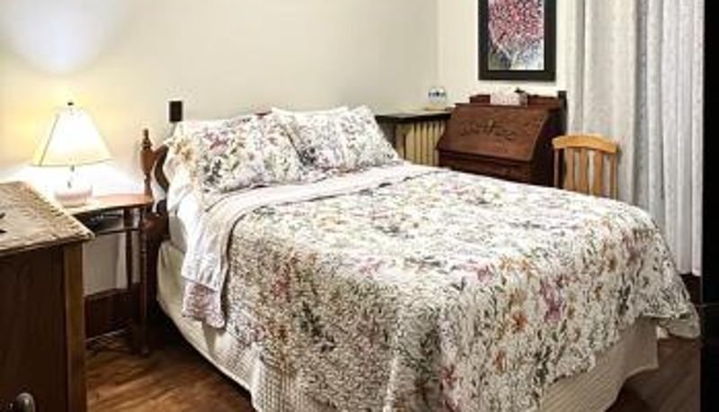 Suite - Royal Hotel Sydney