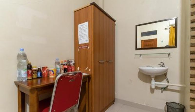 Oda - RedDoorz At Joyce Guest House Medan