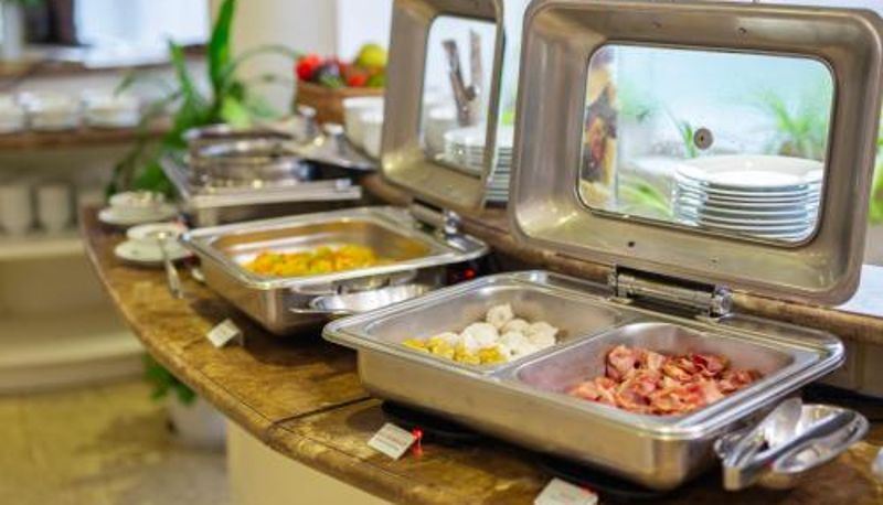 Sala prima colazione all'interno del ristorante - Sea Phoenix Hotel - My Khe Beach Da Nang