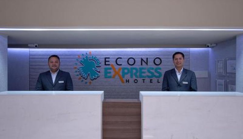 Recepcja - Econo Express Hotel by Nokte Inn