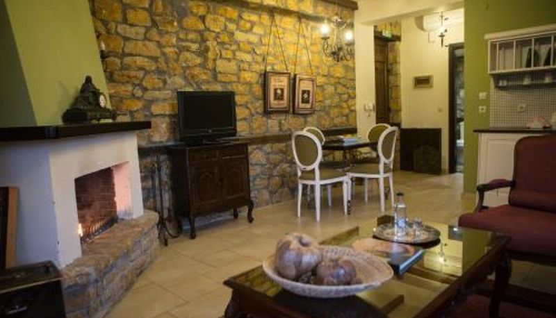 Suite - Archontiko Emmanouilidi Suites