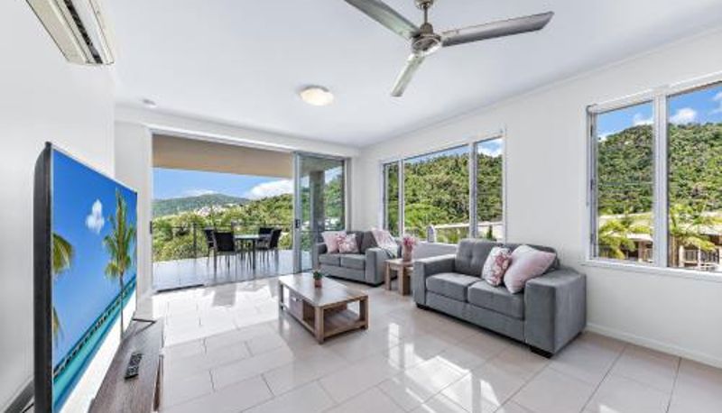 Daire - Airlie Summit Apartments