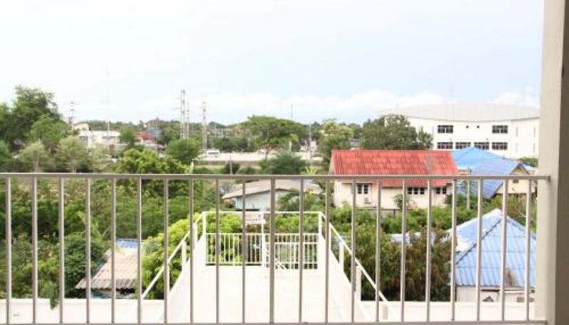 Terrazza - โรงแรม เดอะพีช / The Peach hotel