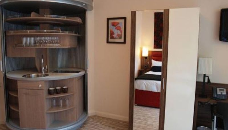 Apartment - Simply Rooms & Suites