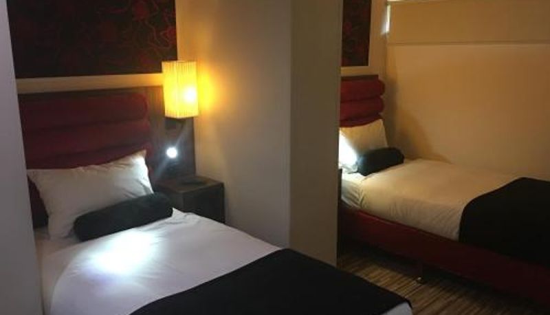 Información - Simply Rooms & Suites