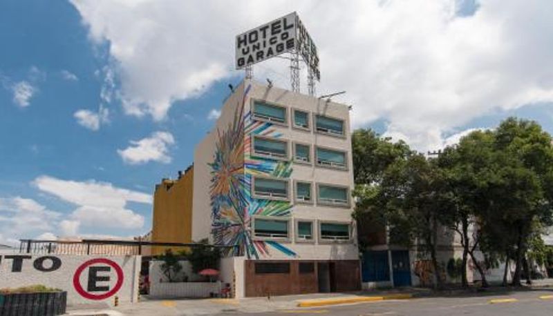 Zewnętrzna część hotelu - Hotel Unico