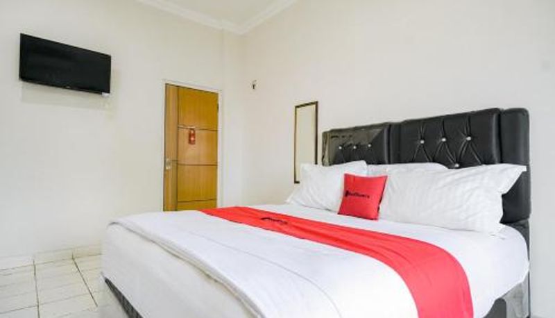 Pokój - RedDoorz near Palembang Airport 2