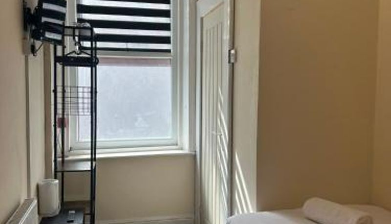 Camera - Victoria Hotel Blackpool