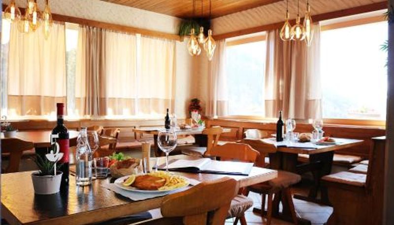 Frühstücksraum innerhalb des Restaurants - Hotel Sfazù